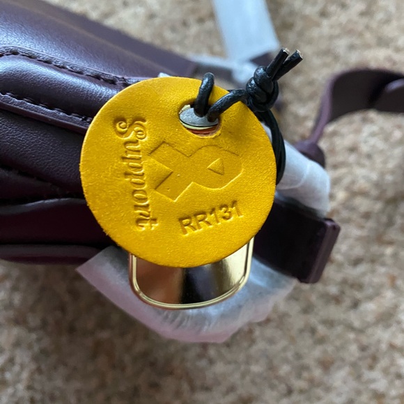NWT R. Riveter “Connie” Plum Crossbody - Picture 8 of 9